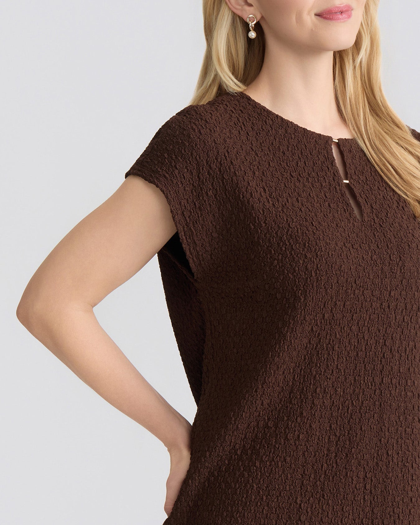 Plus Keyhole Cap Sleeve Top, Cobble Texture